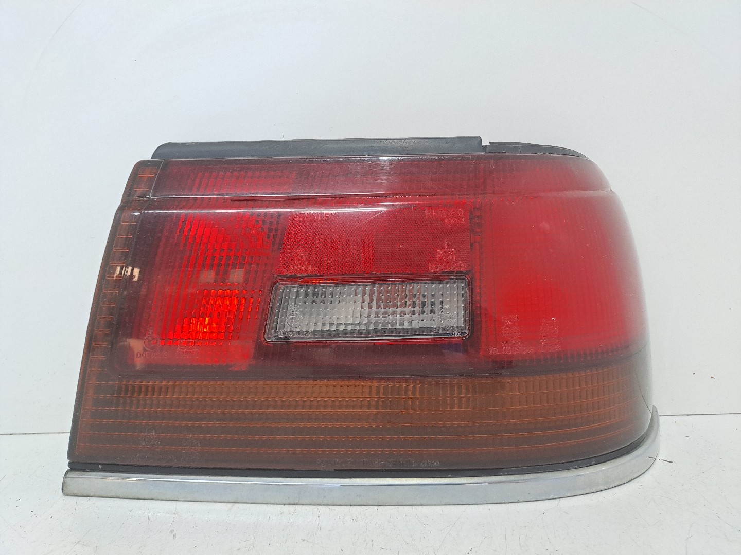 Right Tail light MAZDA 626 III (GD)