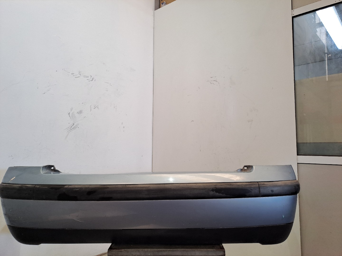 Pára-choques trás VOLKSWAGEN Passat (3B2)