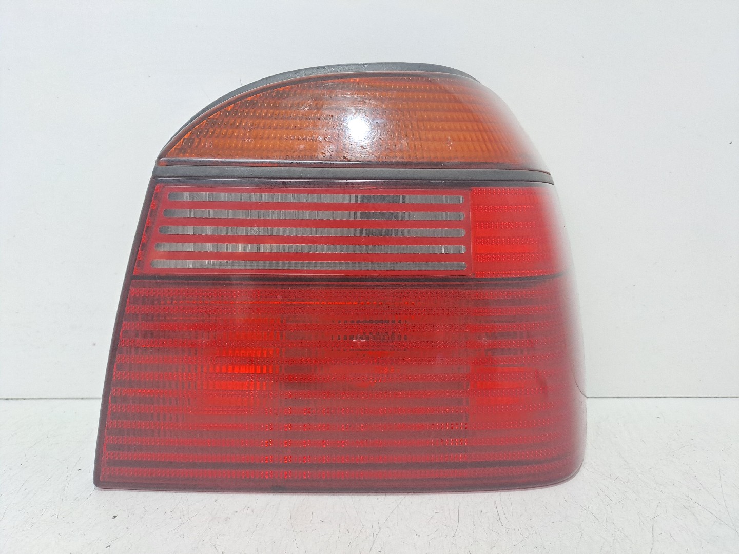 Right Tail light VOLKSWAGEN Golf III (1H1)