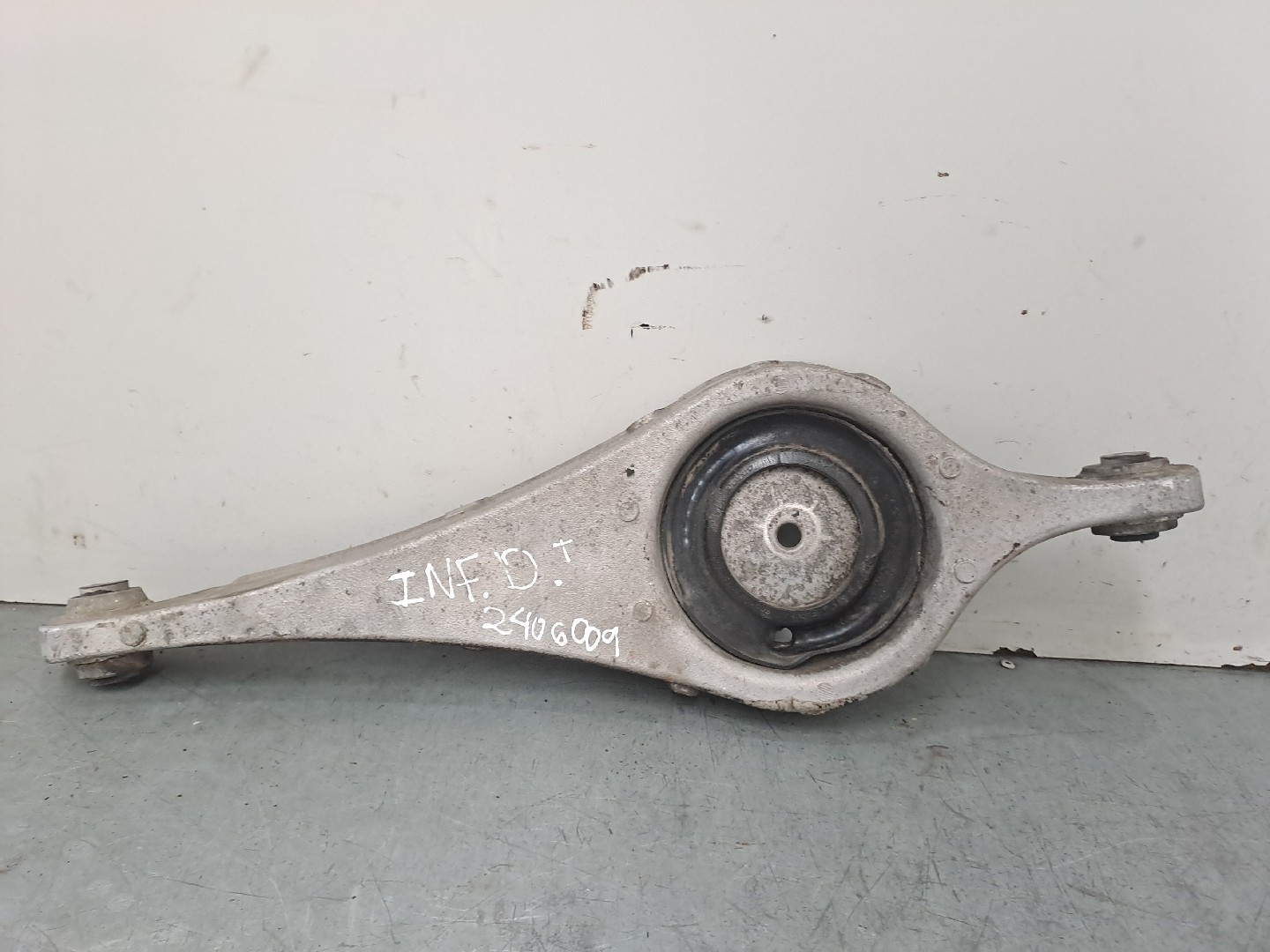 Braço de suspensão trás direito VOLVO V60 I (155) (2010- 2018) com ...
