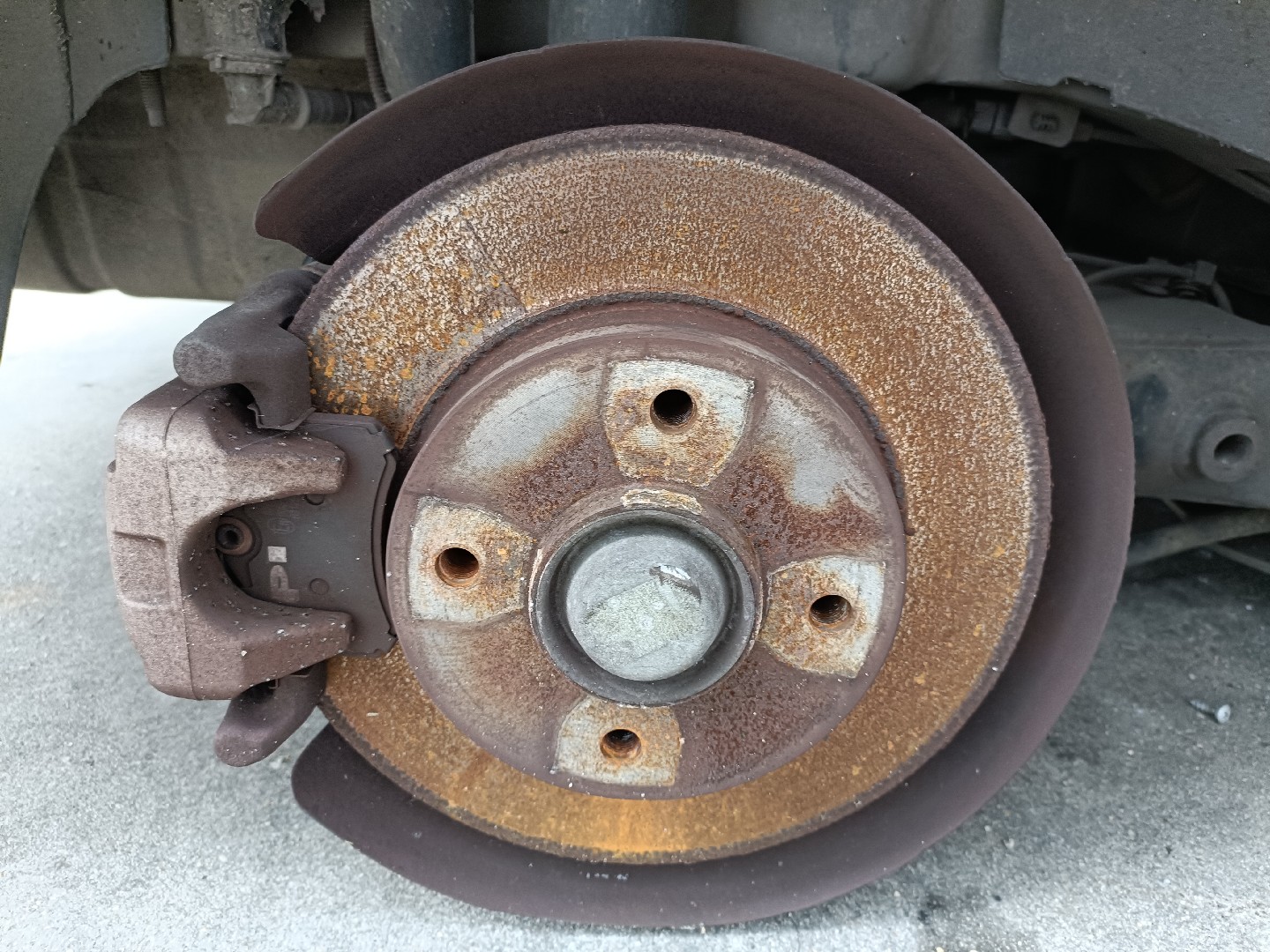 Rear axle with discs CITROËN C4 I (LC_)