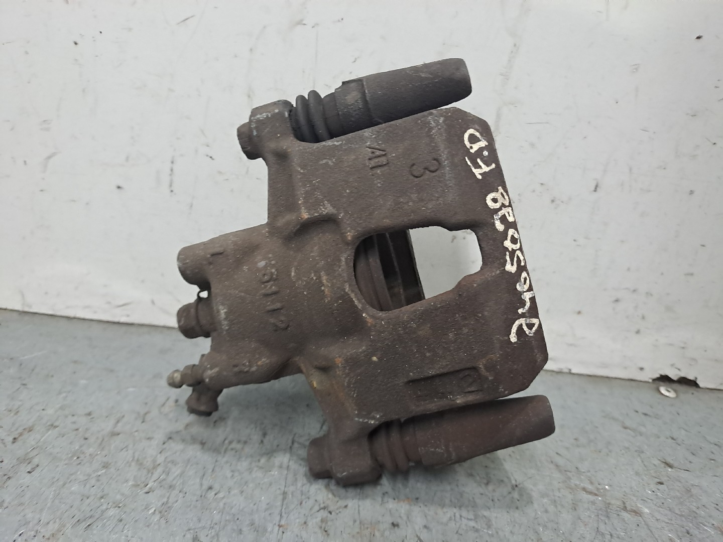 Bomba dos travões Frente Direita DAIHATSU Cuore VI (L251, L250_, L260_)