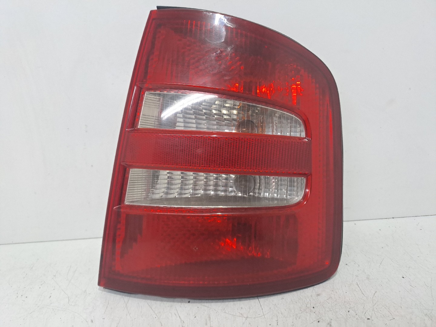 Right Tail light SKODA Fabia I Break (6Y5)