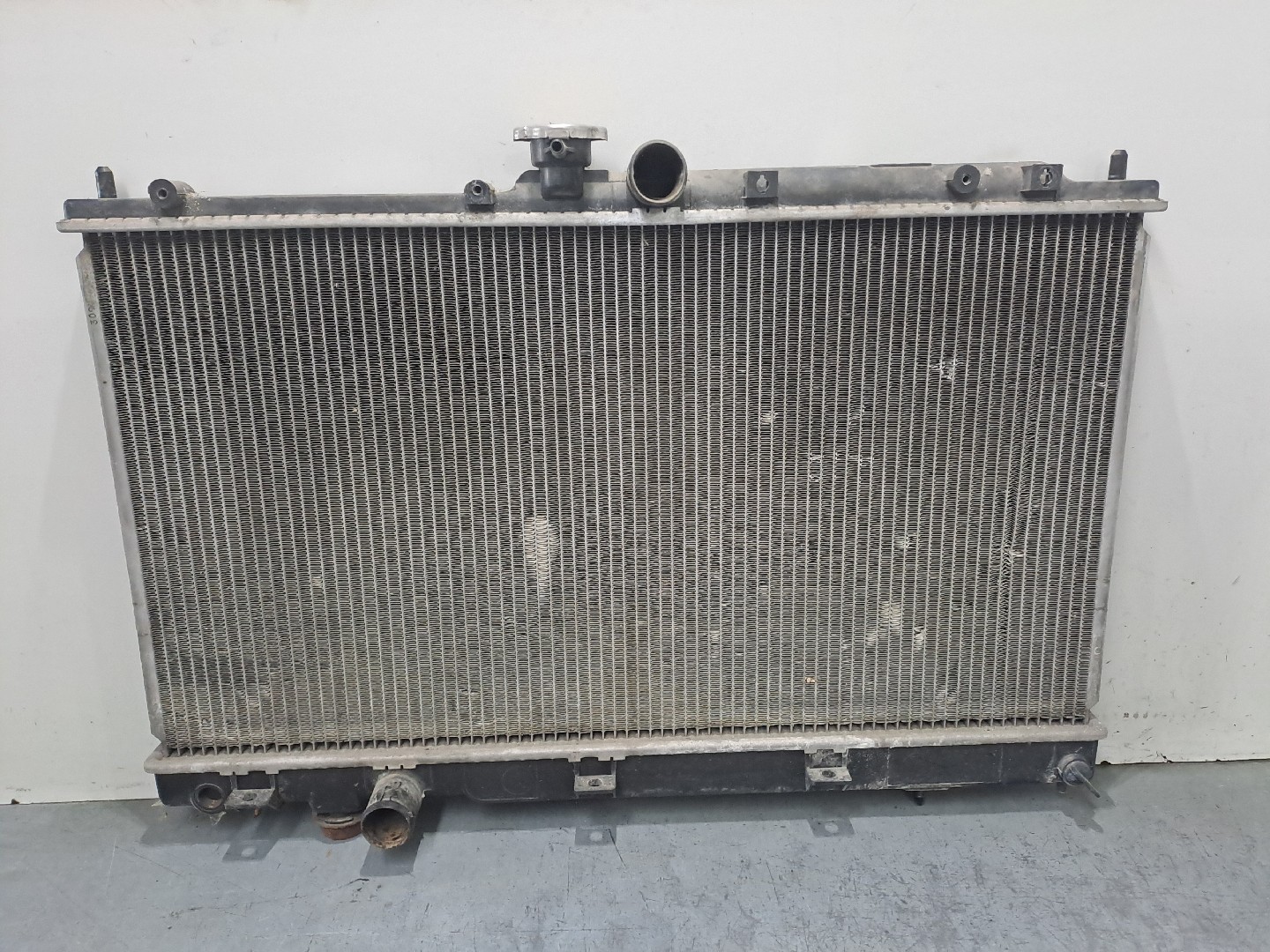 Radiador de água MITSUBISHI Lancer VII Sedan (CS_A, CT_A)