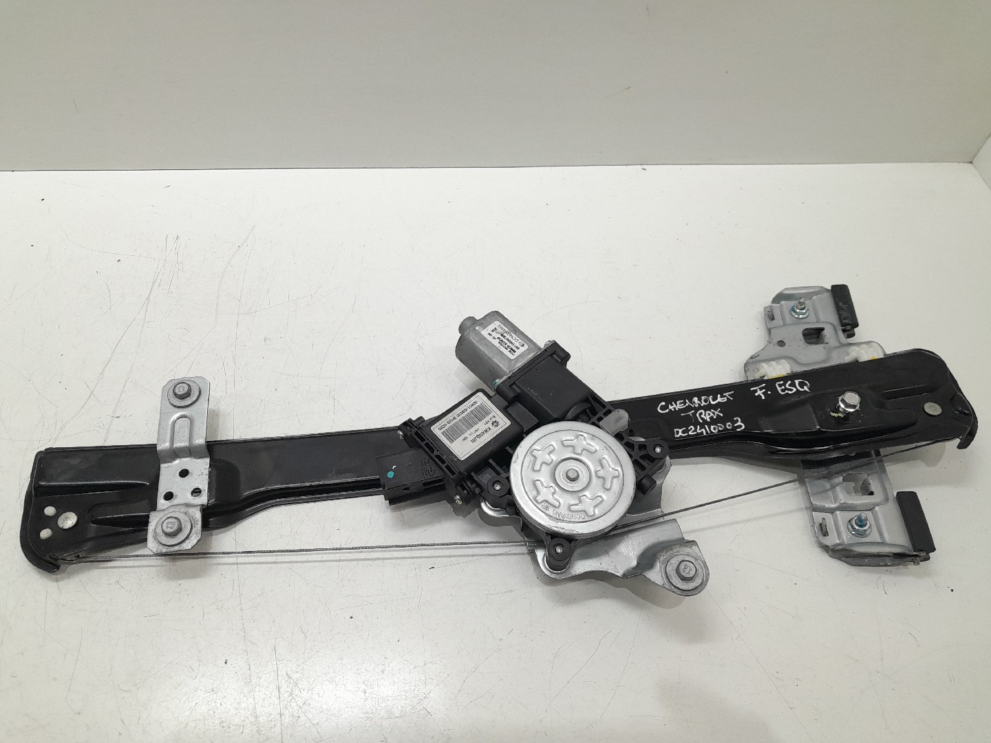 Left front window regulator CHEVROLET Trax