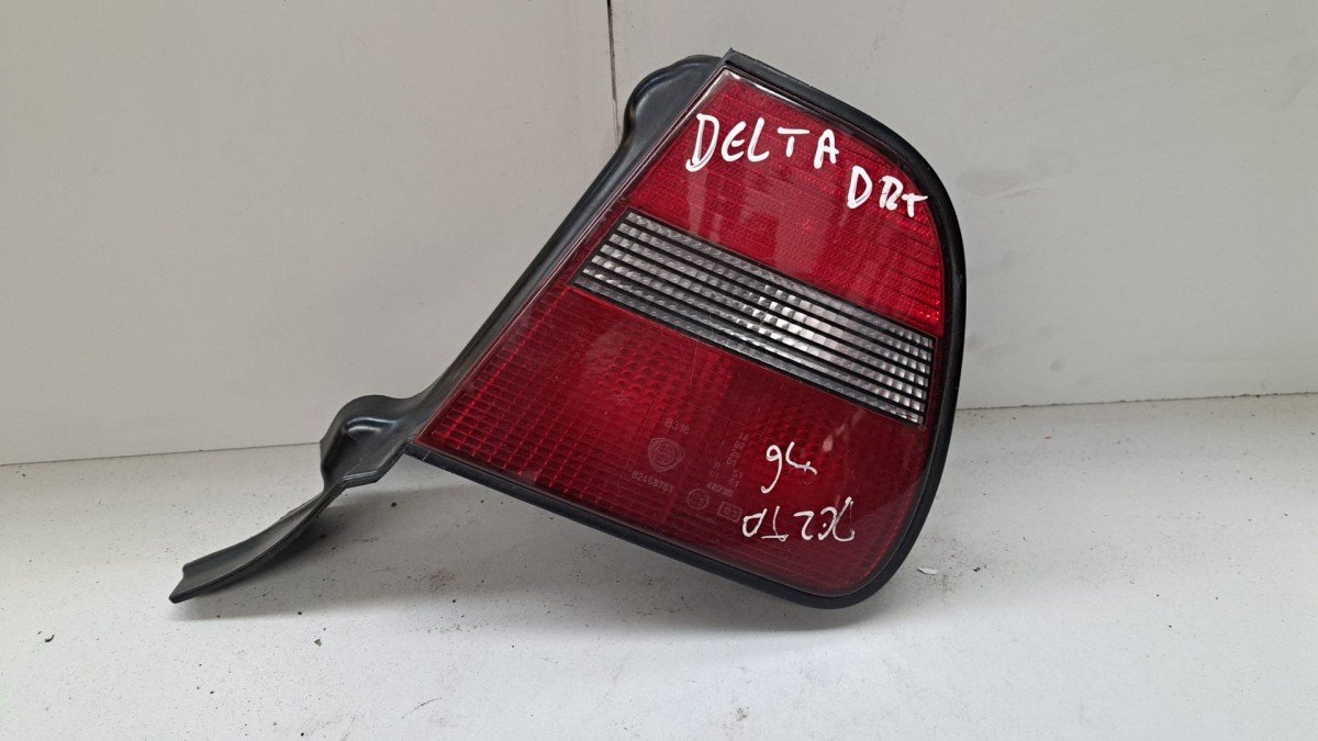 Farolim direito LANCIA Delta II (836_)