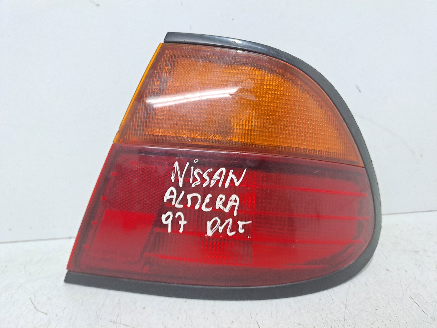 Right Tail light NISSAN Almera I Sedan (N15)