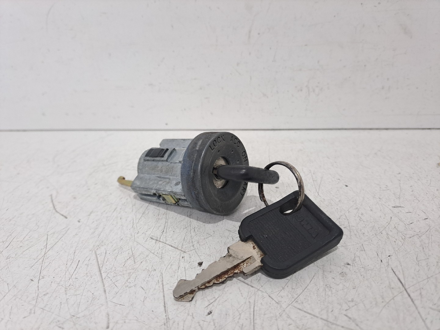 Ignition barrel TOYOTA Corolla Sedan (_E8_)