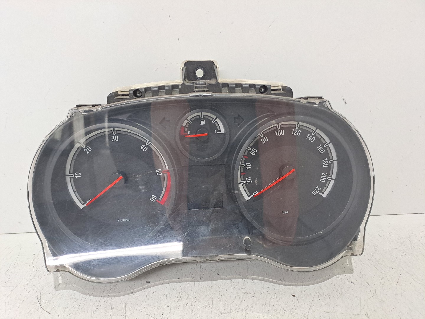 Instrument cluster OPEL Corsa D Van Imagem-0