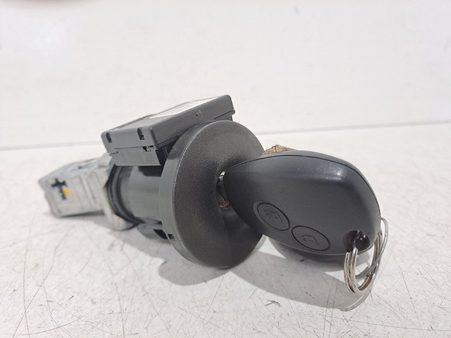 Ignition barrel DACIA Duster (HS_)