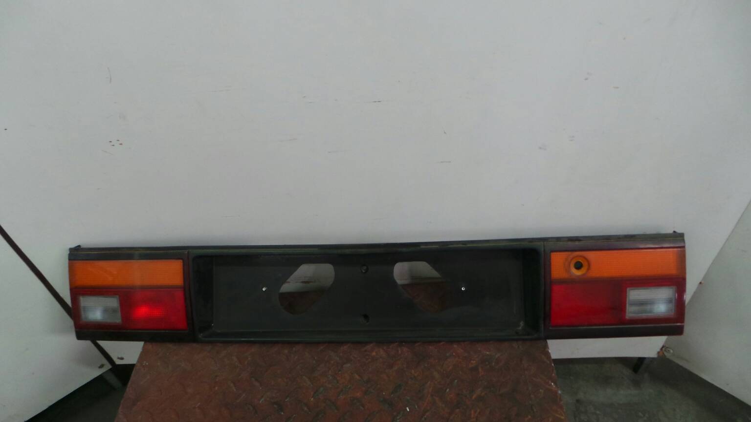 Farolim da mala direito HONDA Concerto (HW_, MA_)