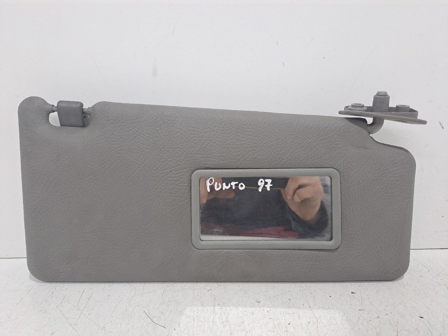 Pála de sol direita FIAT Punto (176_)