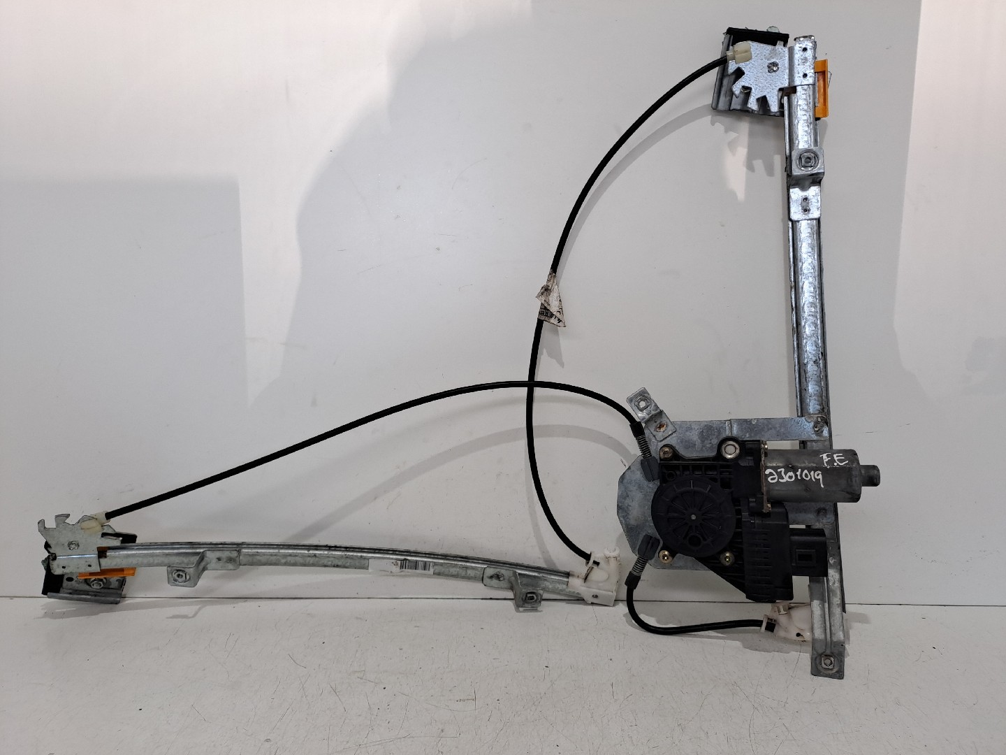 Left front window regulator FORD Mondeo III (B5Y)