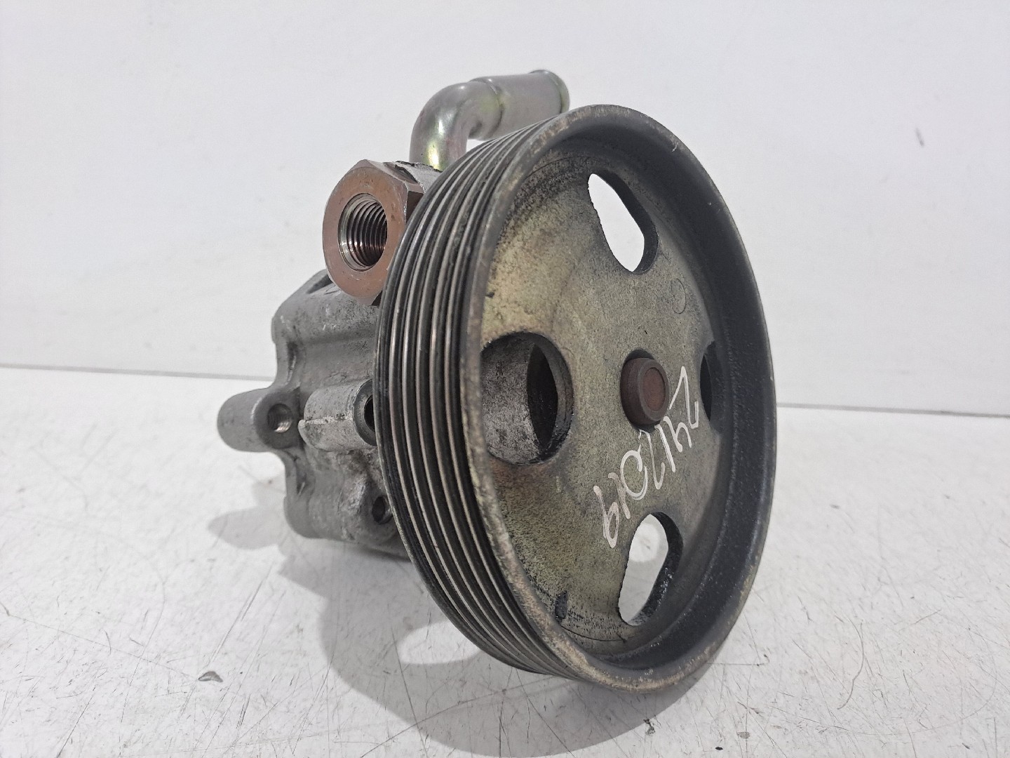 Steering pump FORD Fiesta V (JH_, JD_)