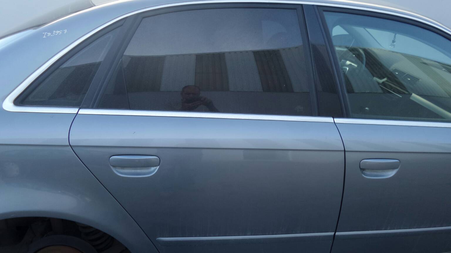 Porta trás direita AUDI A4 (8EC, B7) Imagem-0