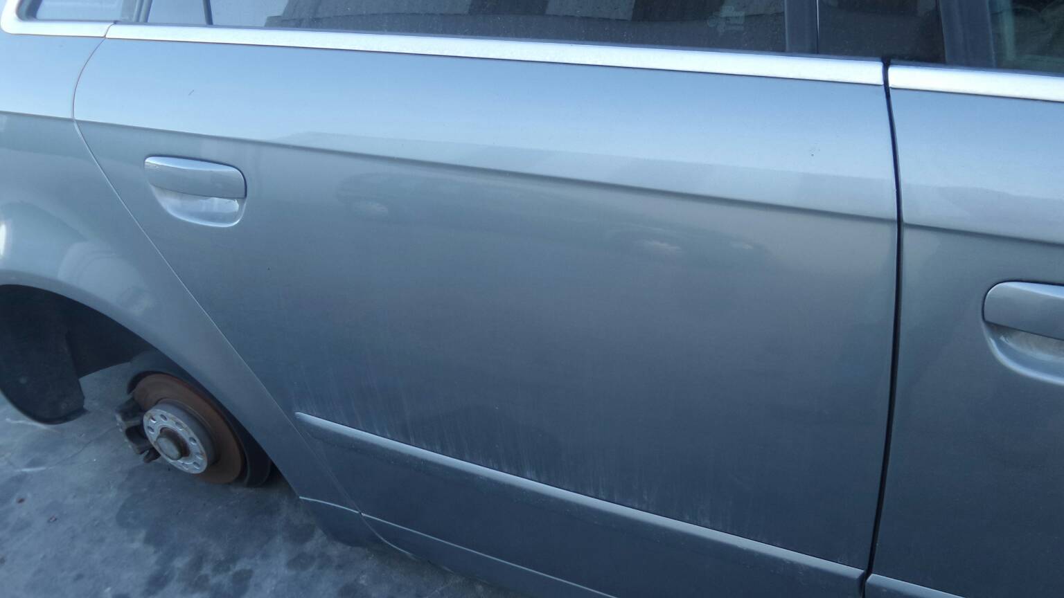 Porta trás direita AUDI A4 (8EC, B7) Imagem-2