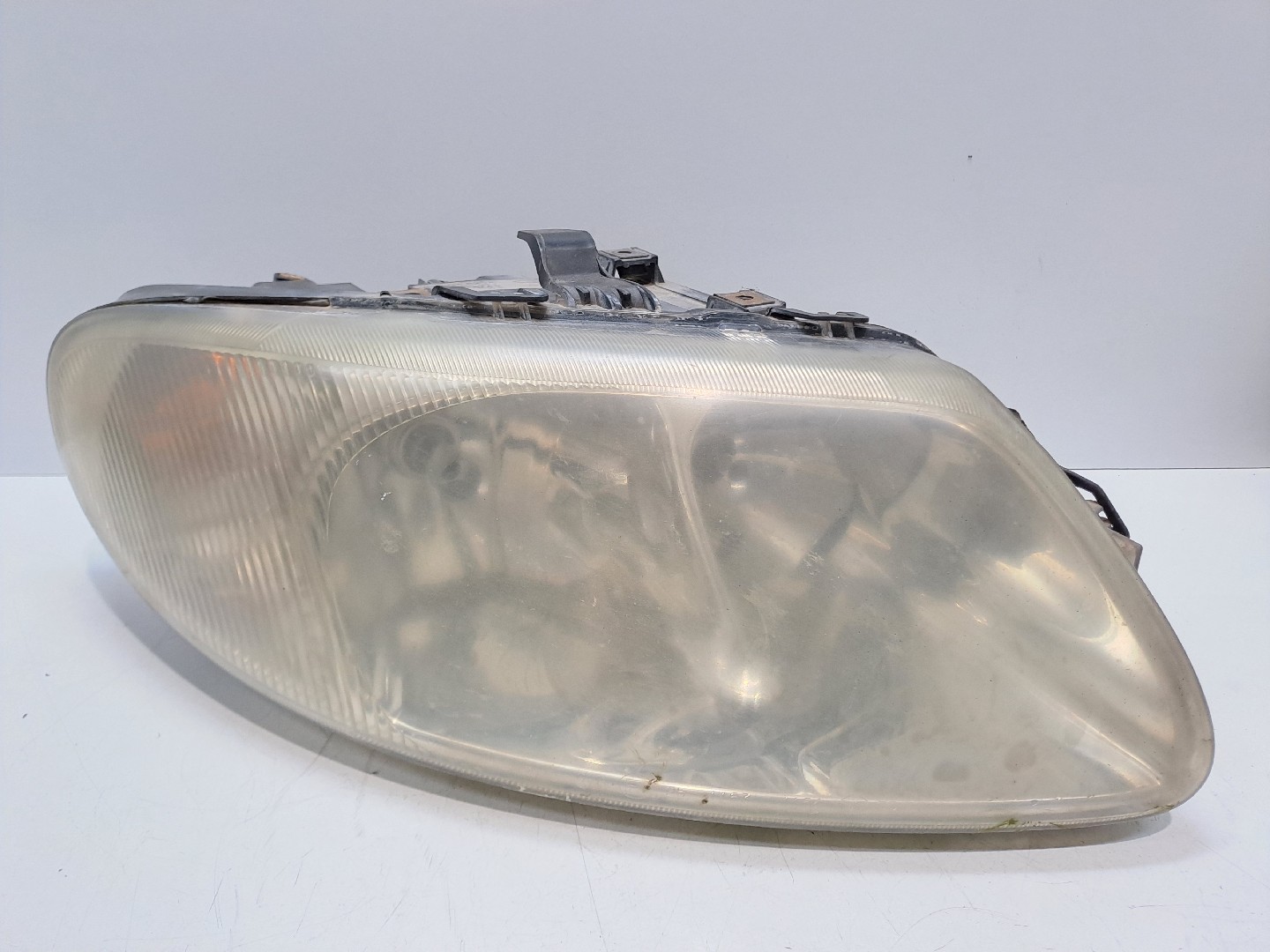 Right Headlight CHRYSLER Voyager IV (RG, RS)