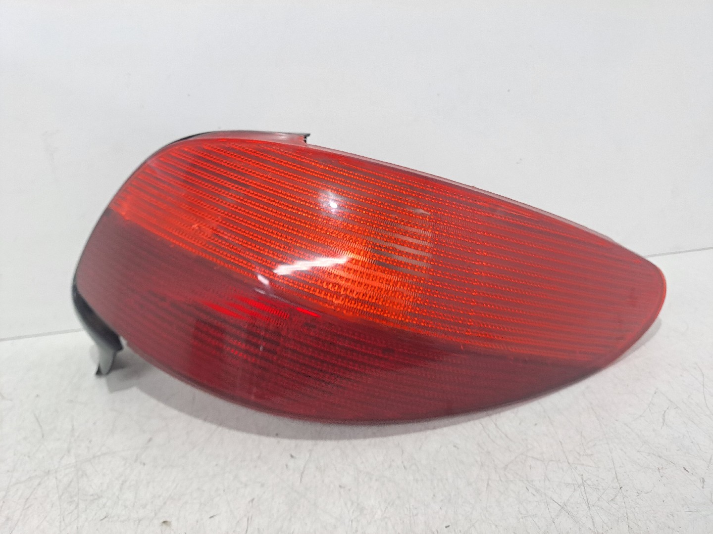 Farolim direito PEUGEOT 206 (2A/C)