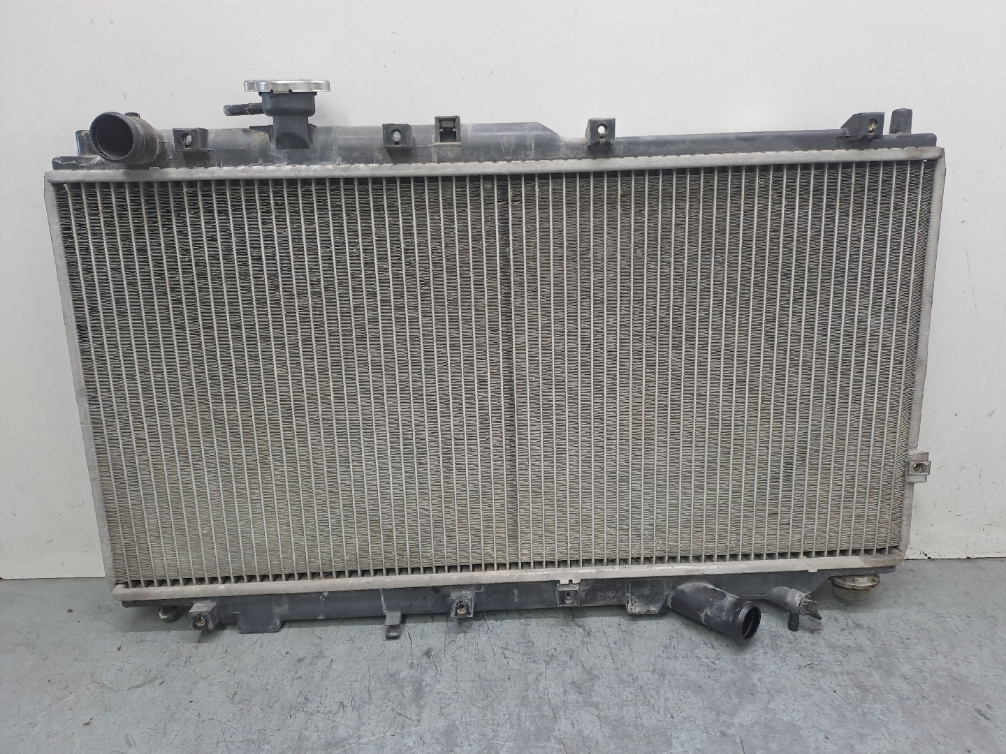 Radiador de água KIA Shuma II (FB)