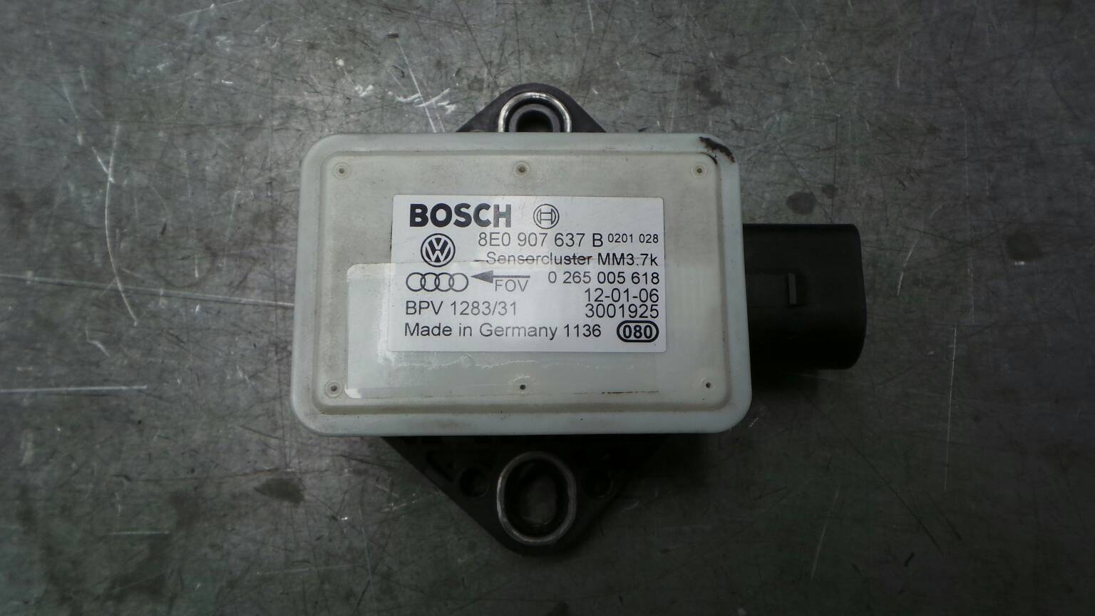 Módulo genérico AUDI A4 (8EC, B7) Imagem-0