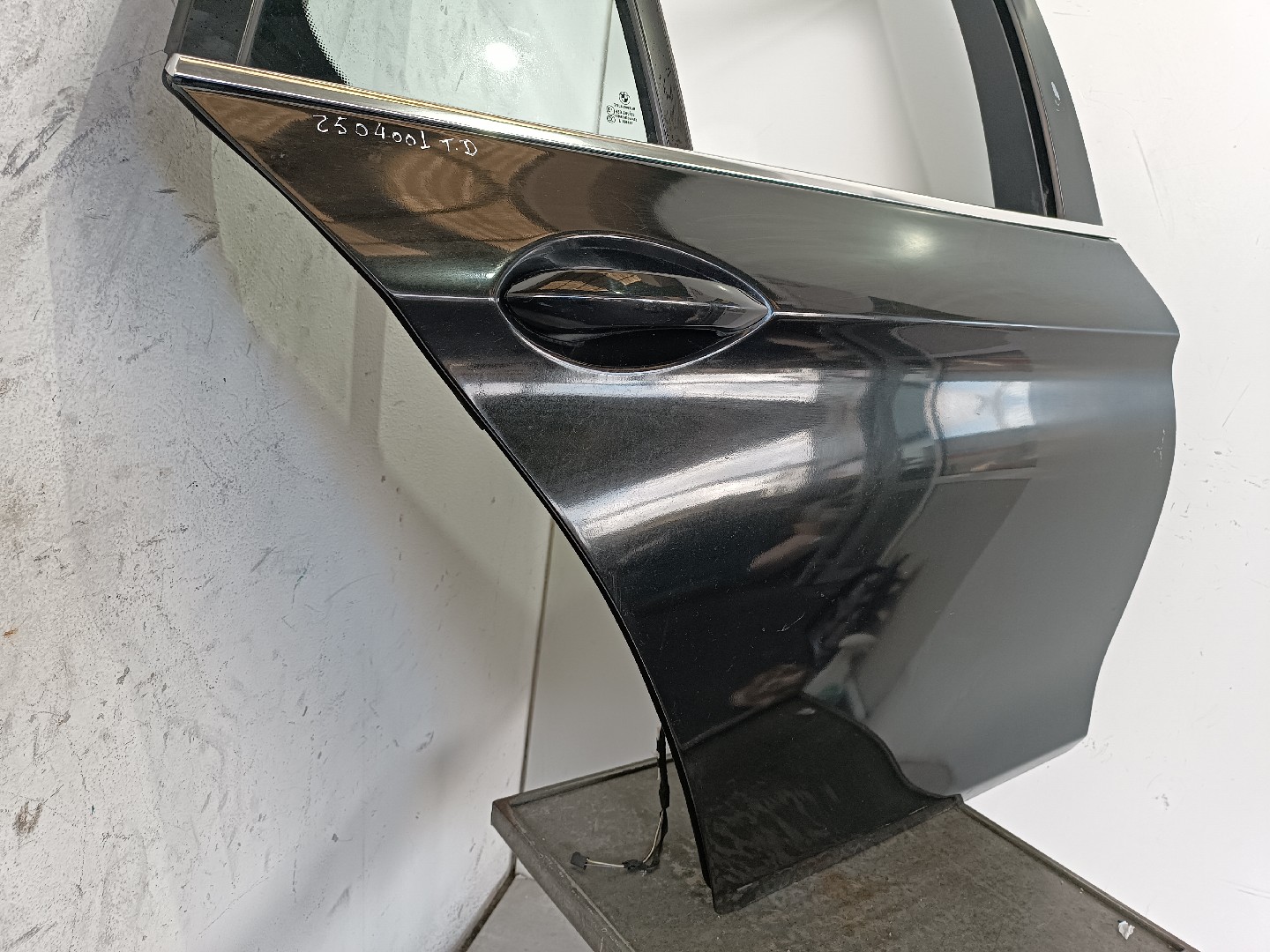 Right rear door BMW 5 Touring (F11) Imagem-2