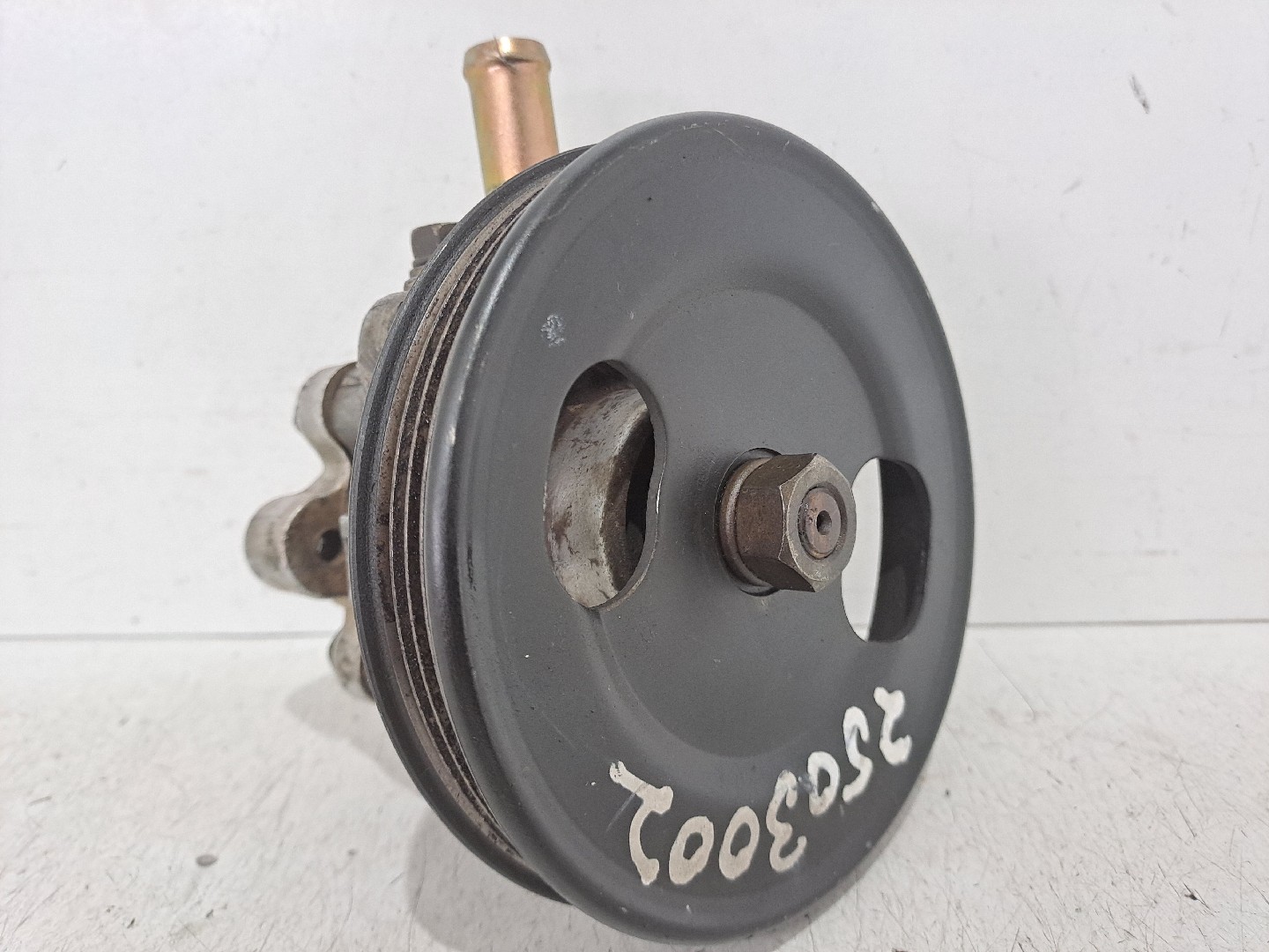 Steering pump MITSUBISHI L 200 Pick Up (K6_T, K7_T)