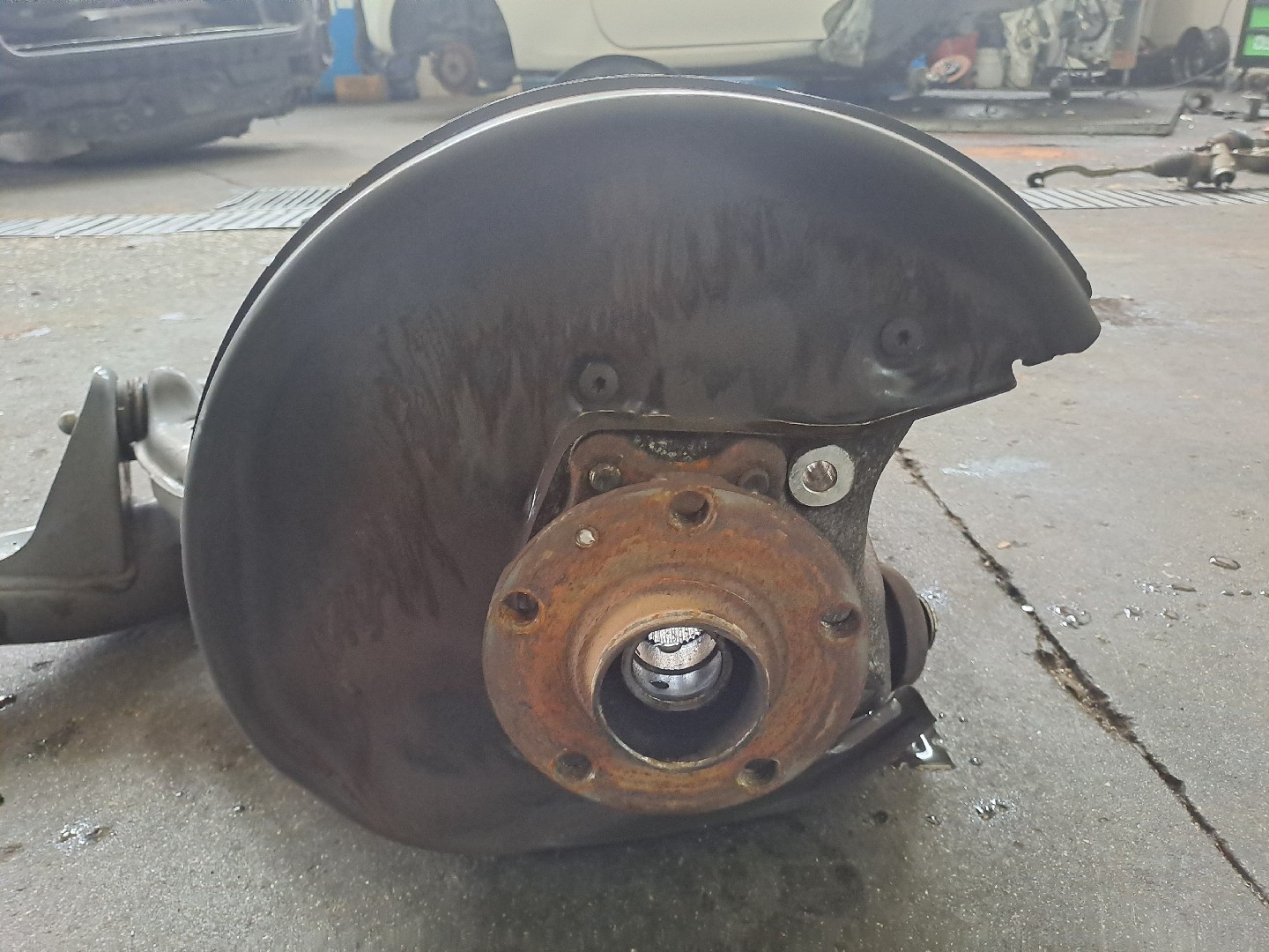 Manga de eixo trás esquerda AUDI A6 Avant (4F5, C6)