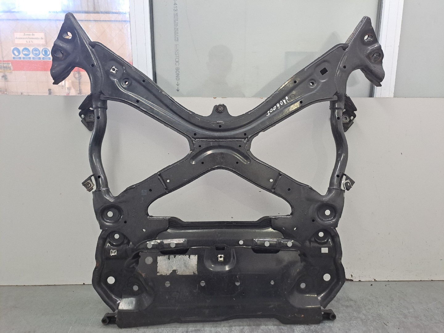 Charriot frente AUDI A4 (8W2, 8WC, B9)