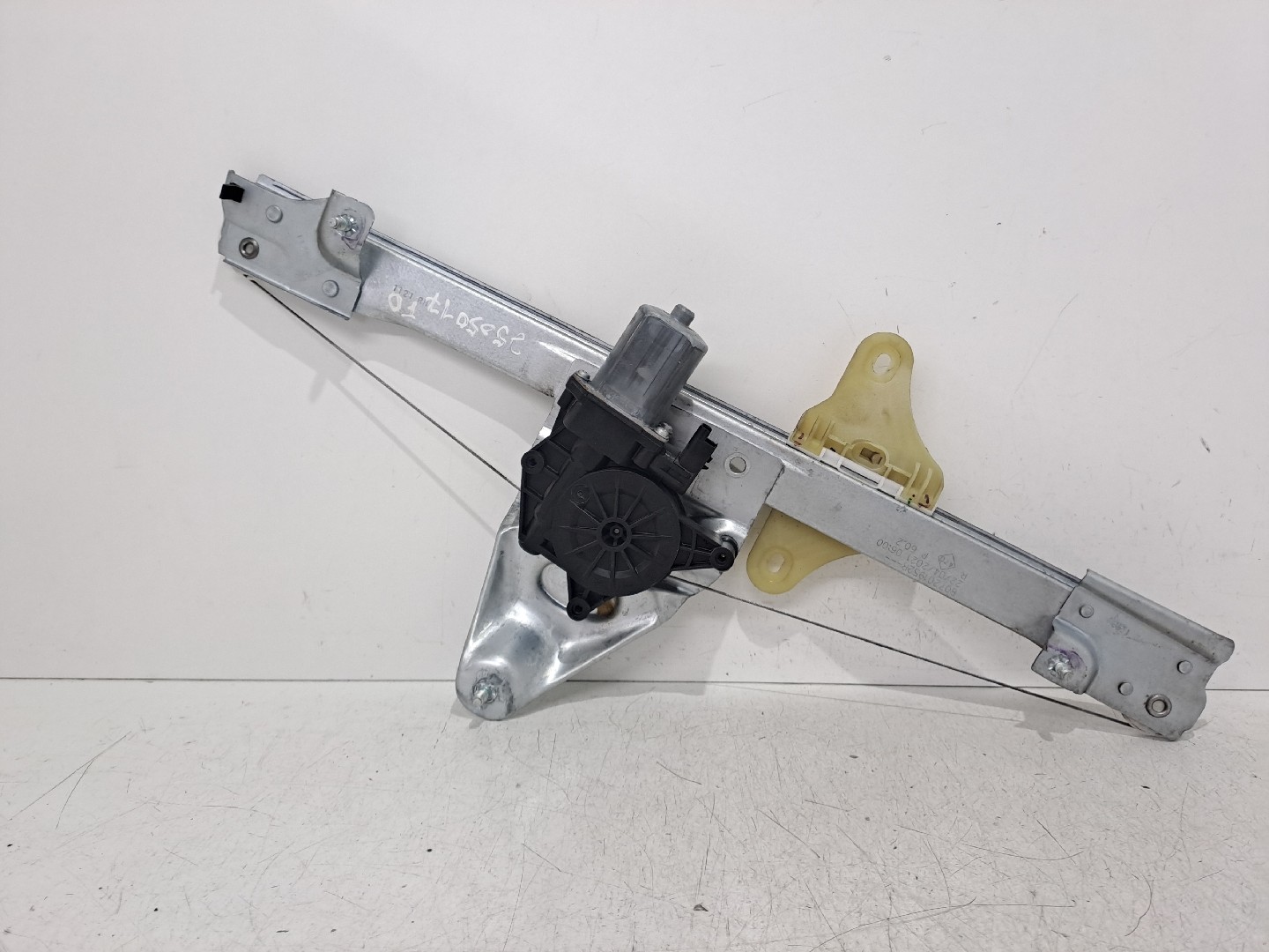 Right front window regulator DACIA Duster (HM_)