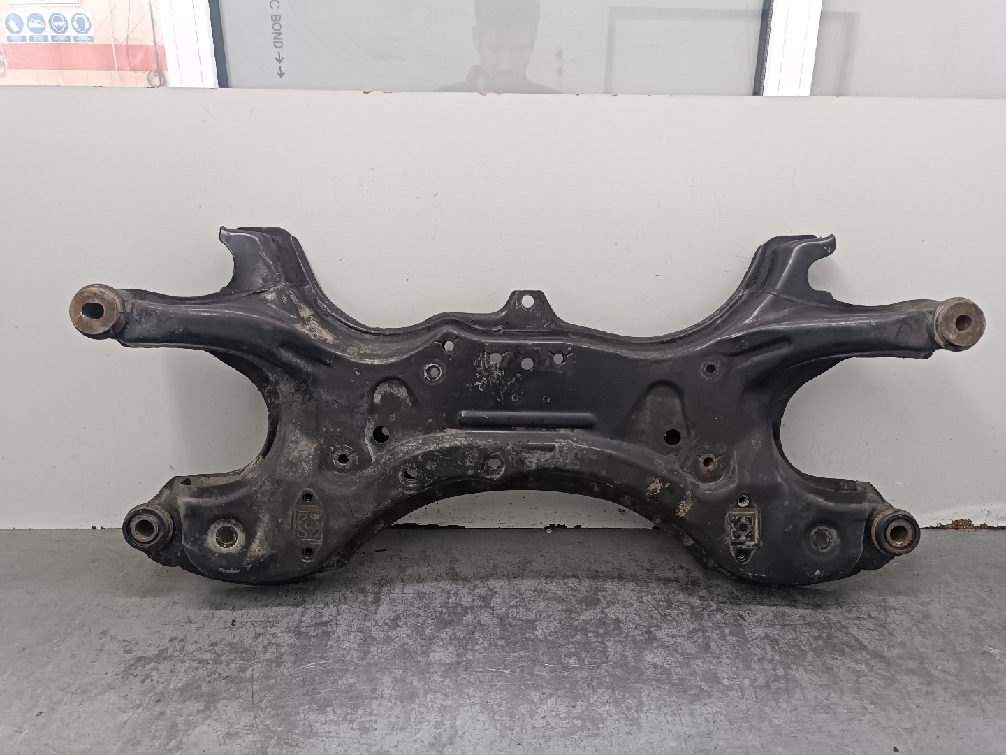 Front subframe TOYOTA Avensis Wagon (_T25_)