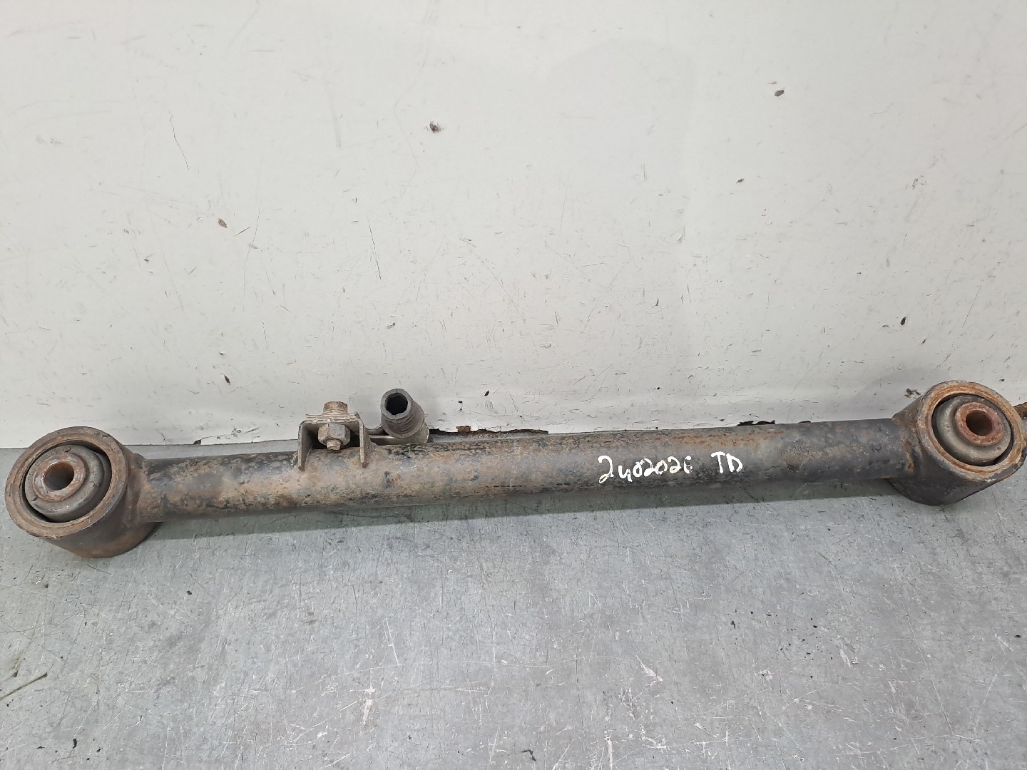 Right rear suspension arm SSANGYONG Korando (KJ)