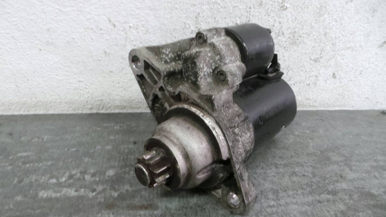 Starter Motor SKODA Fabia I Break (6Y5)