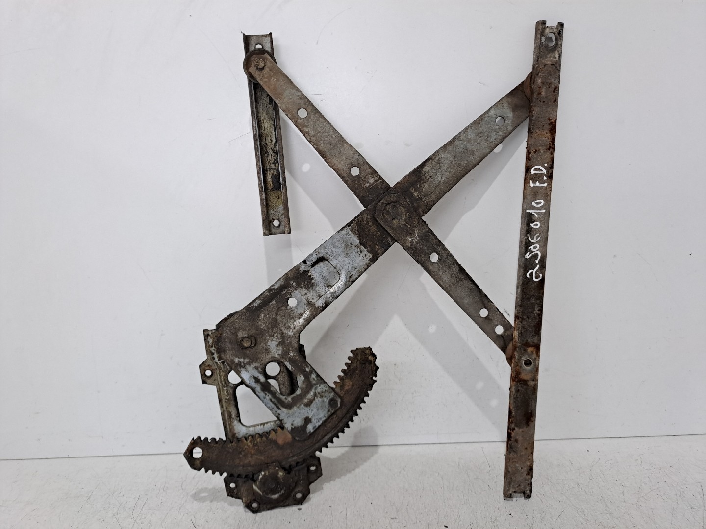 Right front window regulator ISUZU KB