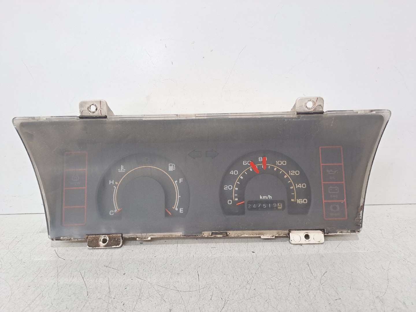 Quadrante / painel de instrumentos ISUZU KB