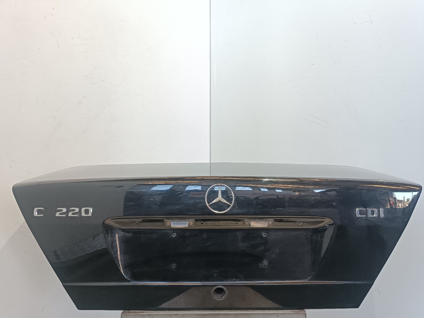 Tailgate / Trunk lid MERCEDES-BENZ Classe C (W202)