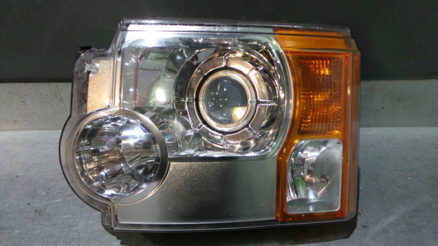 Ótica / farol direita LAND ROVER Discovery III (L319)
