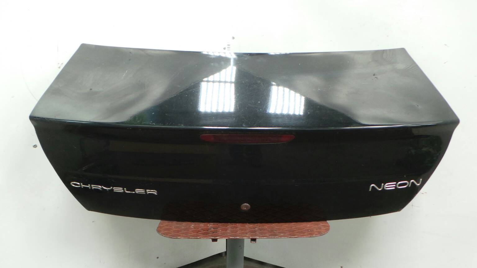 Tailgate / Trunk lid CHRYSLER NEON II