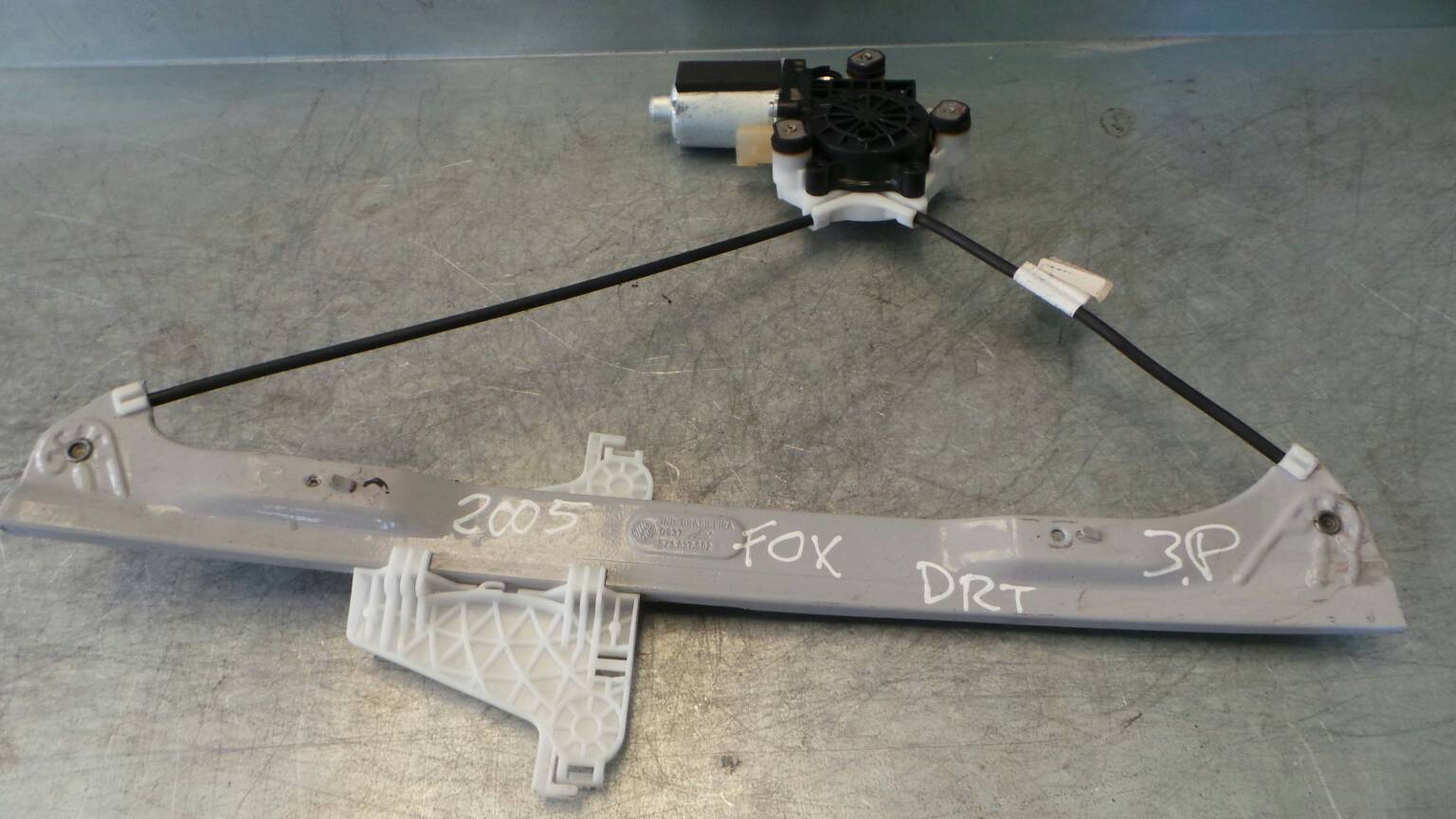 Elevador vidros frente direito VOLKSWAGEN Fox (5Z1, 5Z3, 5Z4)