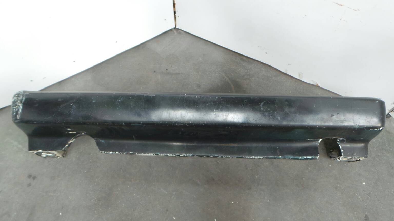 Pára-choques trás VOLKSWAGEN Golf I Cabriolet (155)