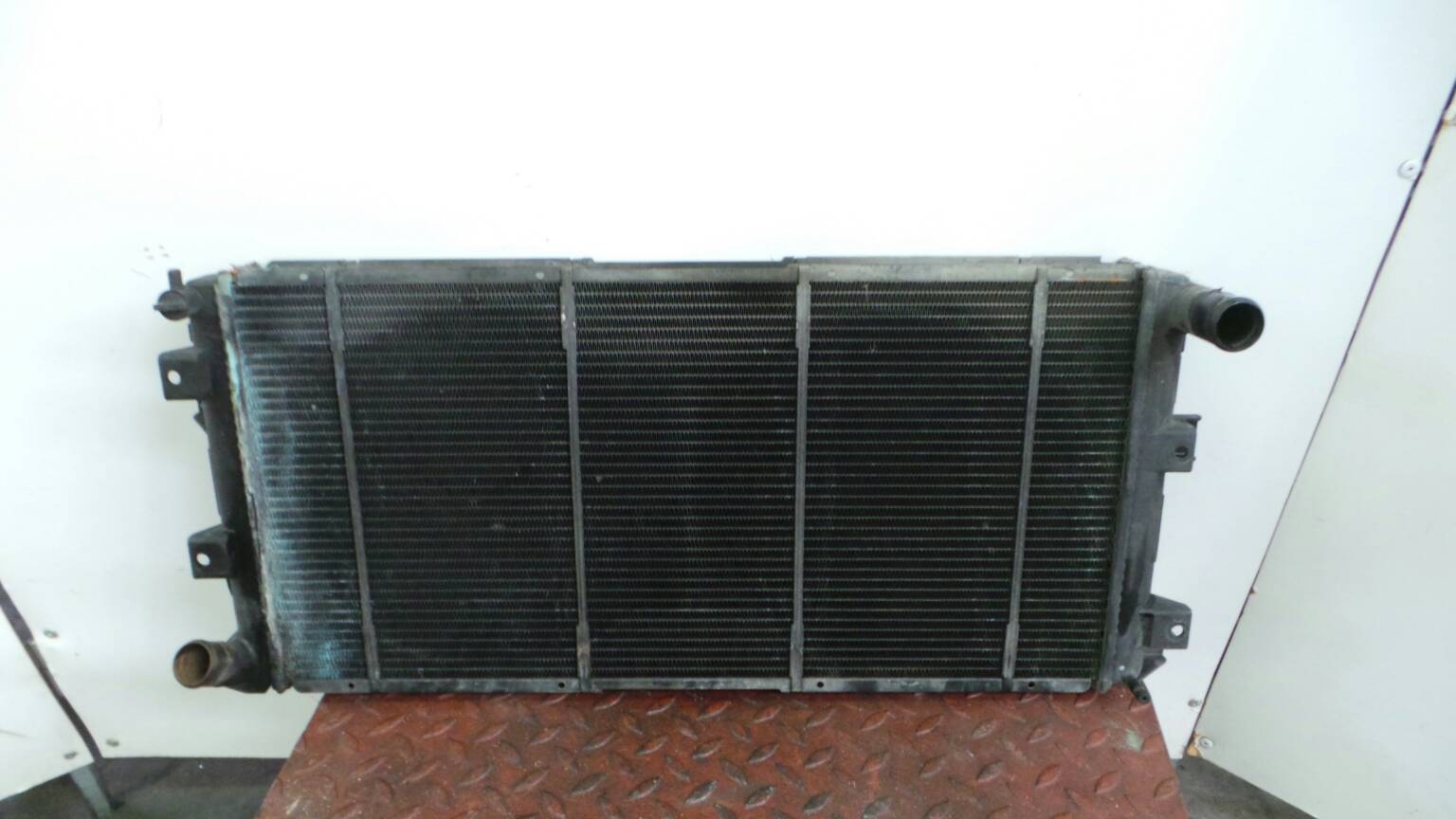 Water radiator CHRYSLER Voyager / Grand Voyager III (GS)