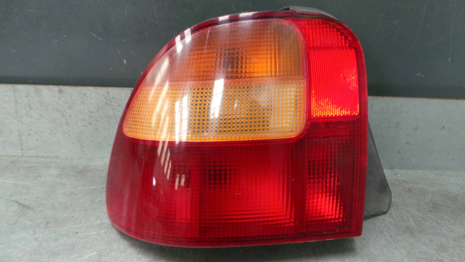 Farolim esquerdo ROVER 400 Hatch (RT)