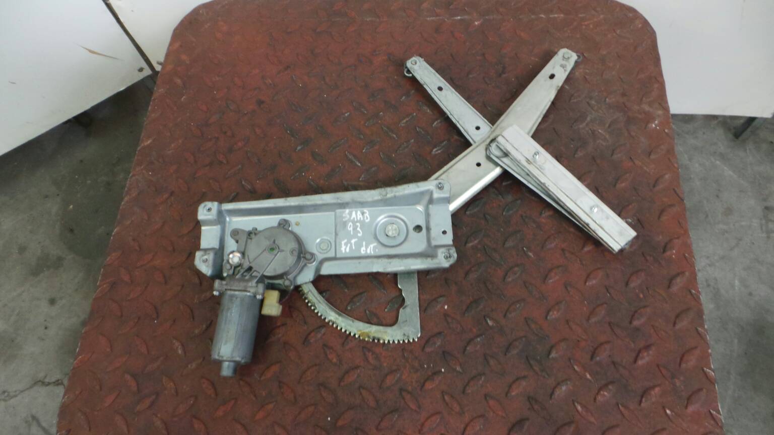 Right front window regulator SAAB 9-3 Hatch (YS3D)