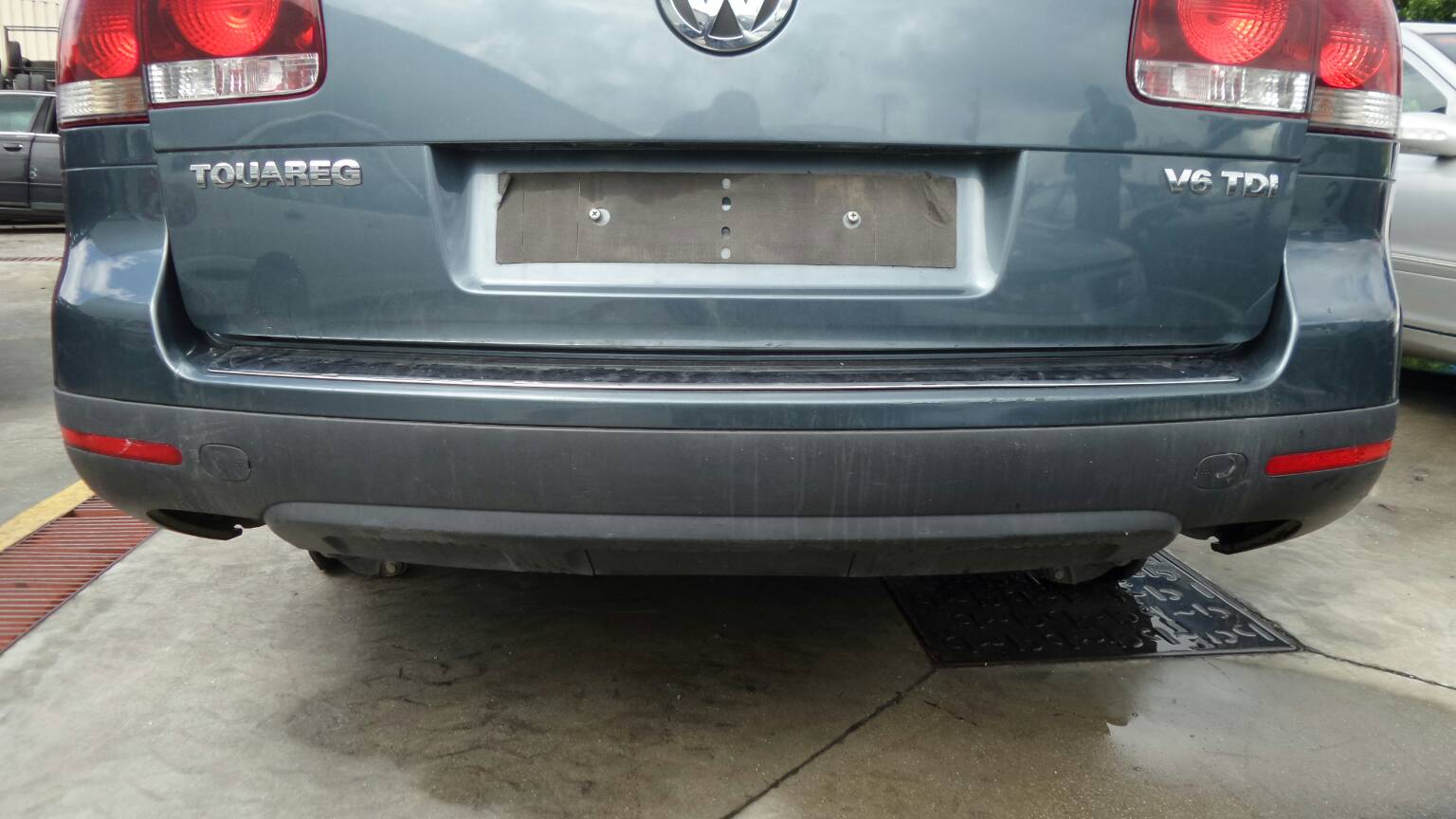 Pára-choques trás VOLKSWAGEN Touareg (7L)