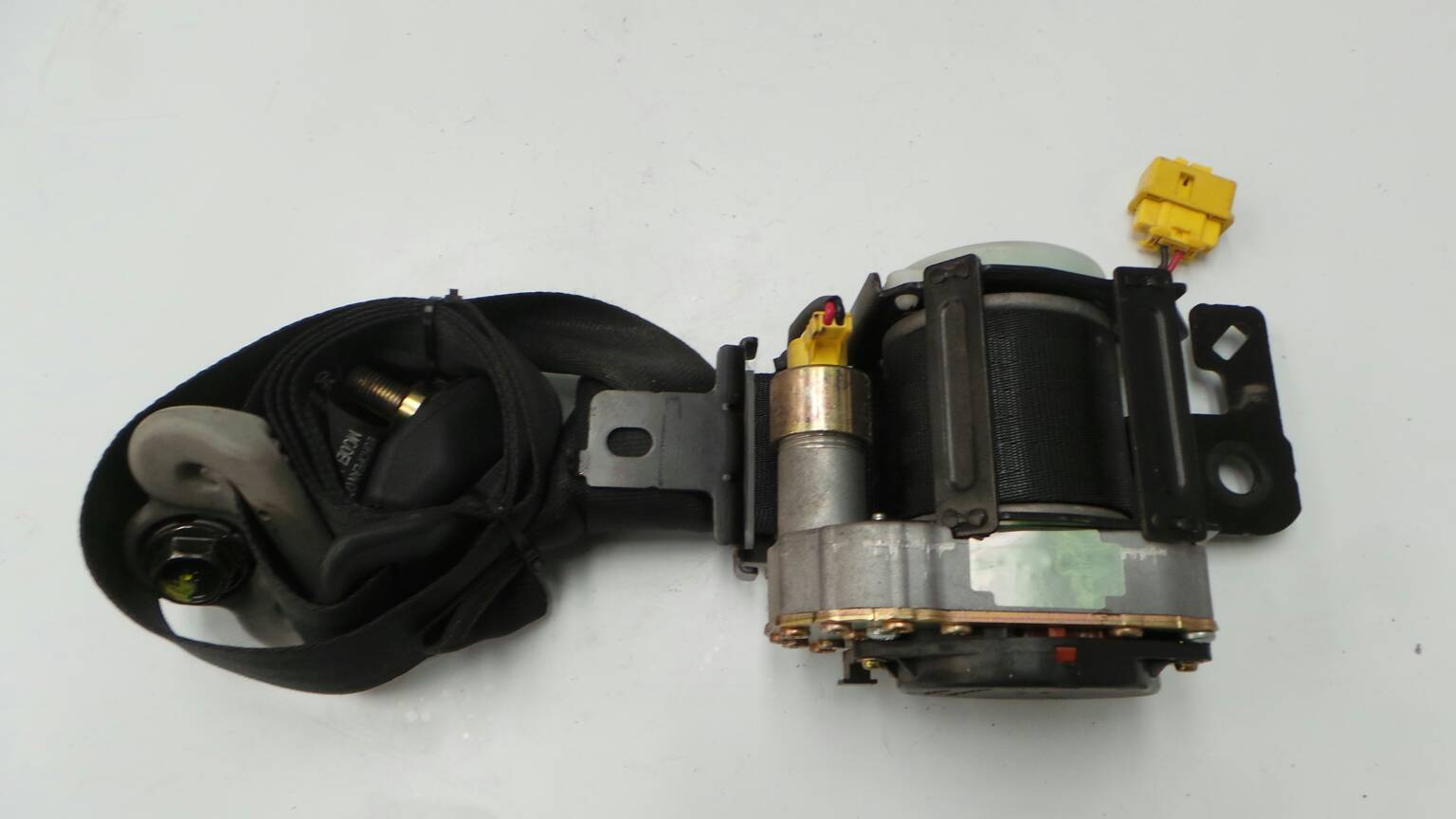 Pré-tensor cinto frente direito HONDA Accord VI Sedan (CK_, CG_, CH_, CF8_)