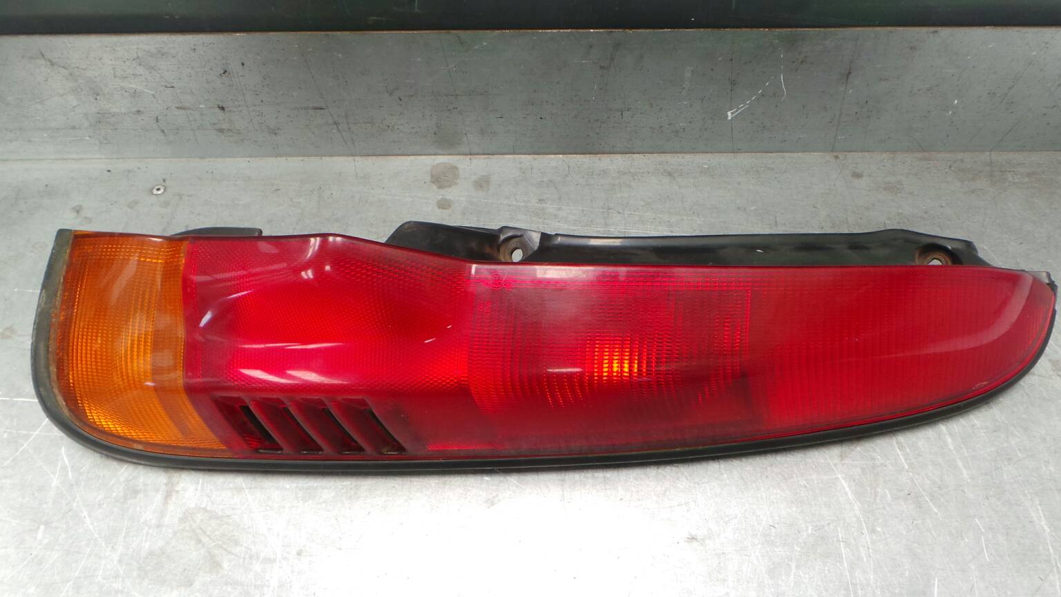 Right Tail light DAIHATSU Terios (J1_)