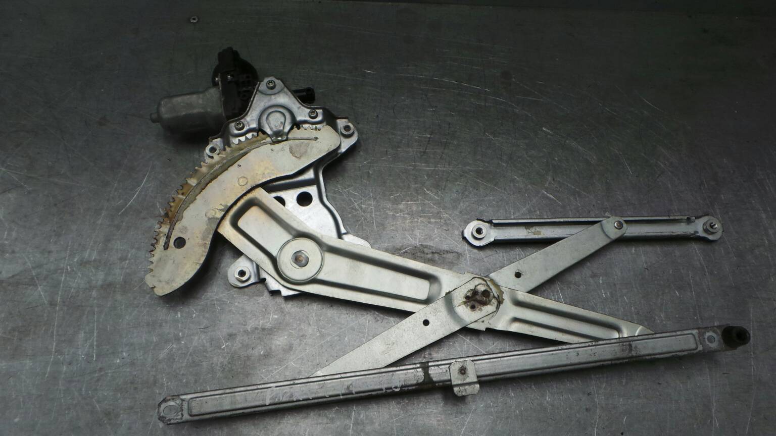 Right front window regulator SUZUKI Swift III (MZ, EZ)