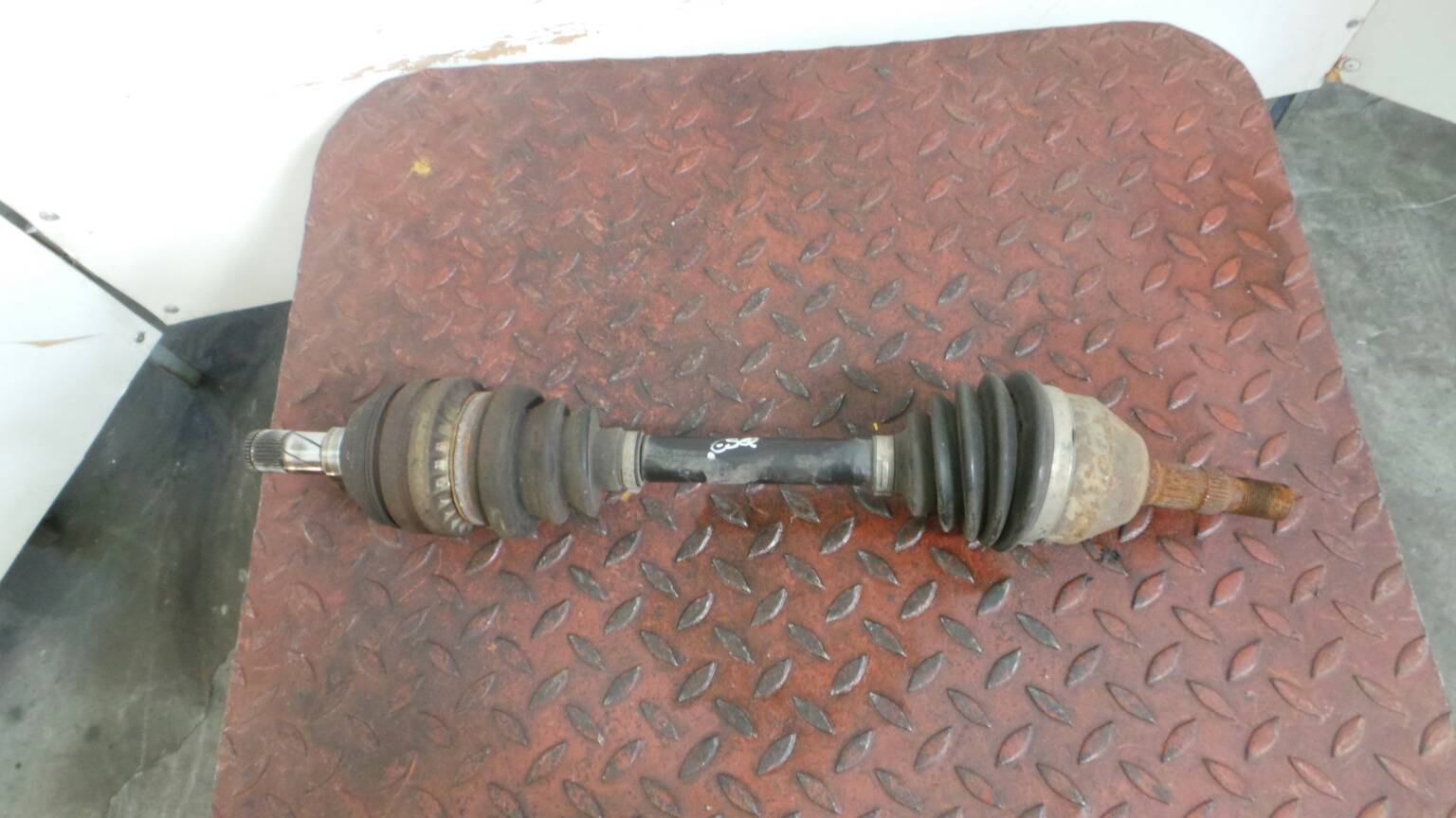 Transmissão frente esquerda OPEL Astra H Hatchback (L48)