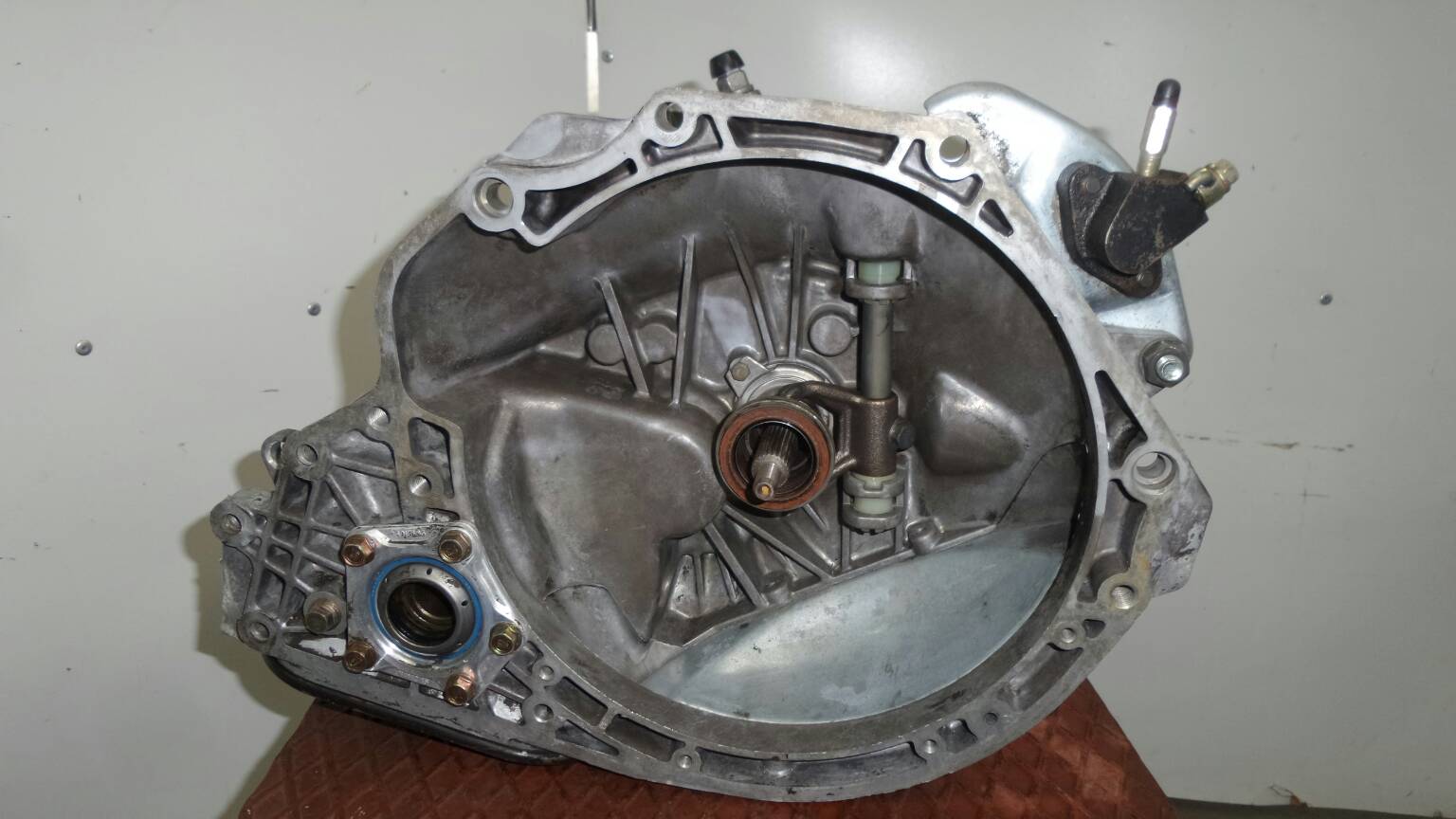 Manual gearbox DAEWOO Espero (KLEJ)