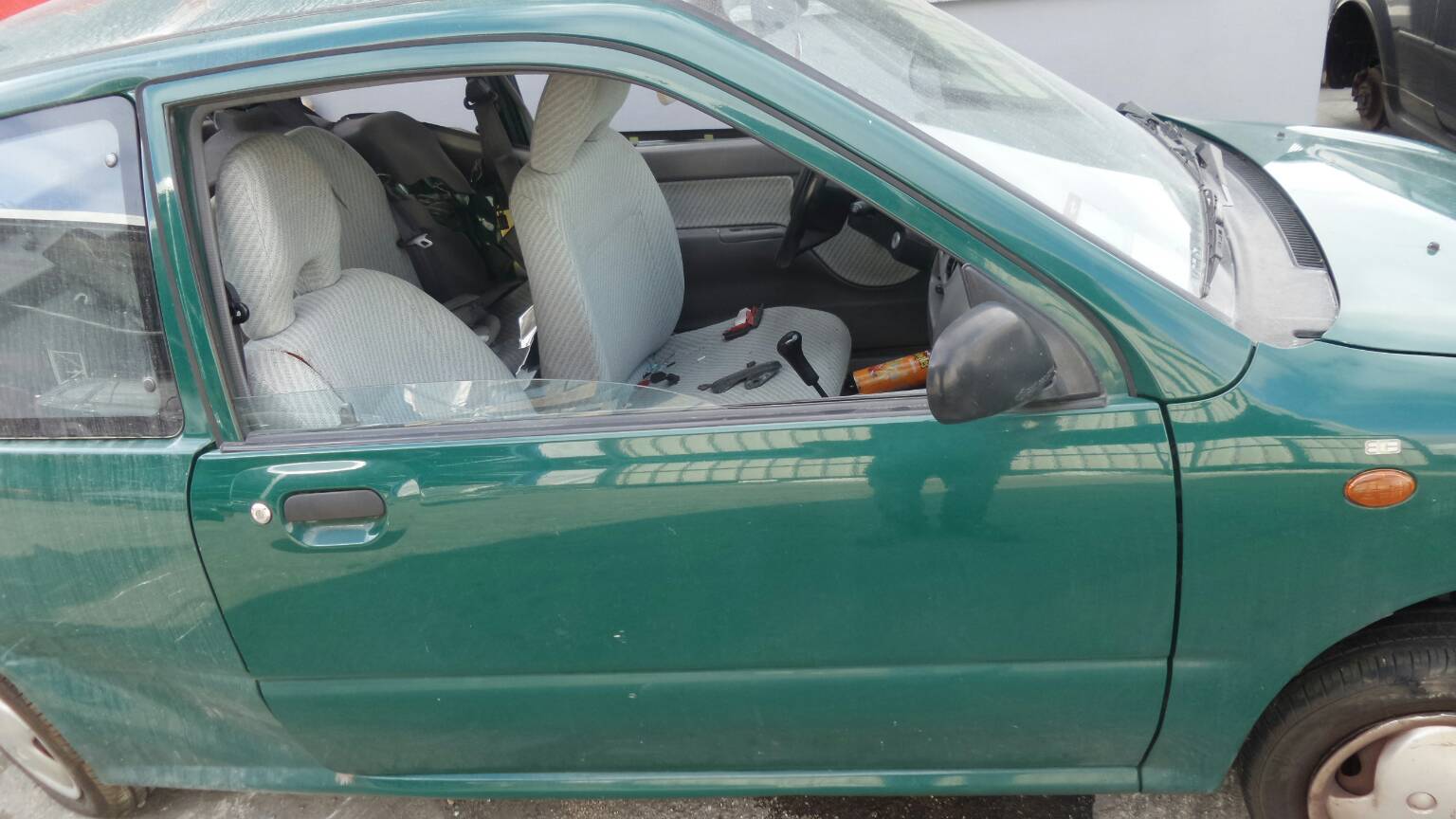 Porta frente direita SUBARU Vivio