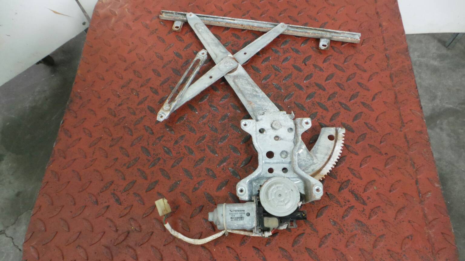Right front window regulator DAIHATSU Charade IV (G200, G202)